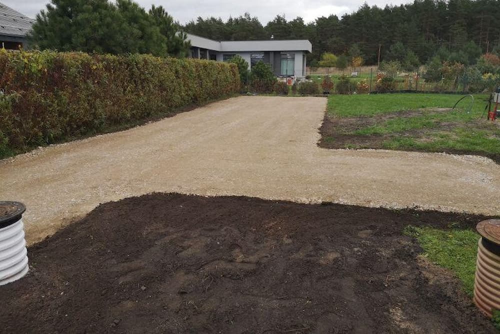 mb-namukai-ivaziavimas-aikstele mb-namukai-ivaziavimas-aikstele